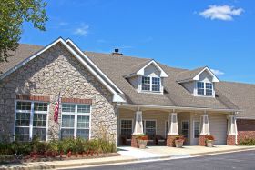 Brookdale Bloomington community exterior