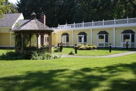 Carlyle Place 
