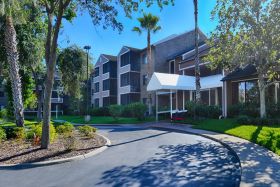 Countryside Lakes Senior Living 