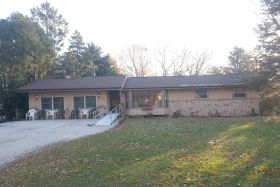 CLE - Clarion Manor 