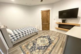 Aging Gracefully Assisted Living 
