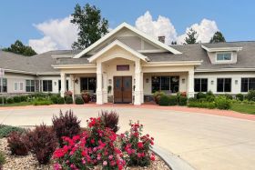 Crossroads at Lakewood Memory Care 