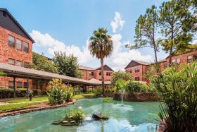 Tarrytowne Estates 