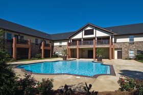 TerraBella Sugarloaf swimming pool