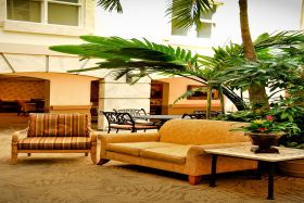 The Avenues Courtyard 