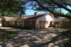 Braeburn Manor Assisted Living Center 