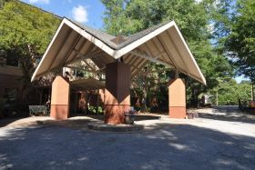 A.G. Rhodes Health & Rehab - Cobb 