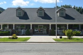 Cranberry House 
