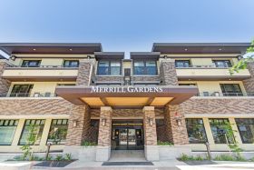 Merrill Gardens at Lafayette community entrance