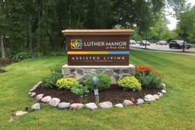 Photo of Luther Manor at River Oaks