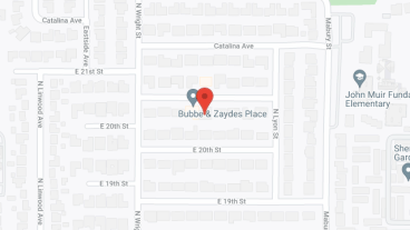 Bubbe's and Zayde's Place VII in google map