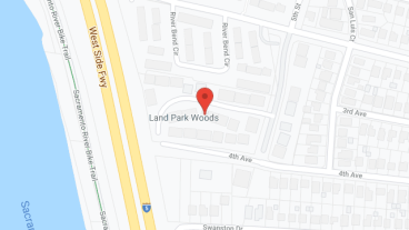 Land Park Woods in google map