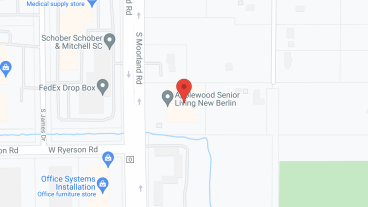 Robins Landing at New Berlin in google map