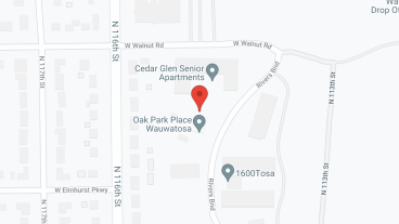 Oak Park Place Wauwatosa in google map