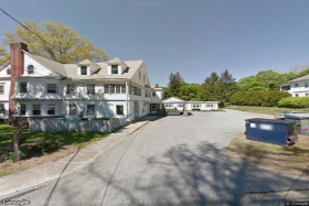 Lyon Manor 