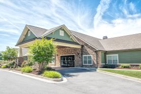 Dominion Senior Living Crossville Community Exterior
