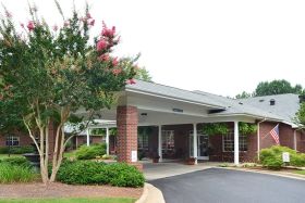 Summit Place of King's Mountain community exterior