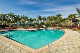 Upside Delray swimming pool