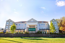 Cedarhurst of Naperville community exterior
