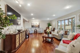 Golden Oaks Home 