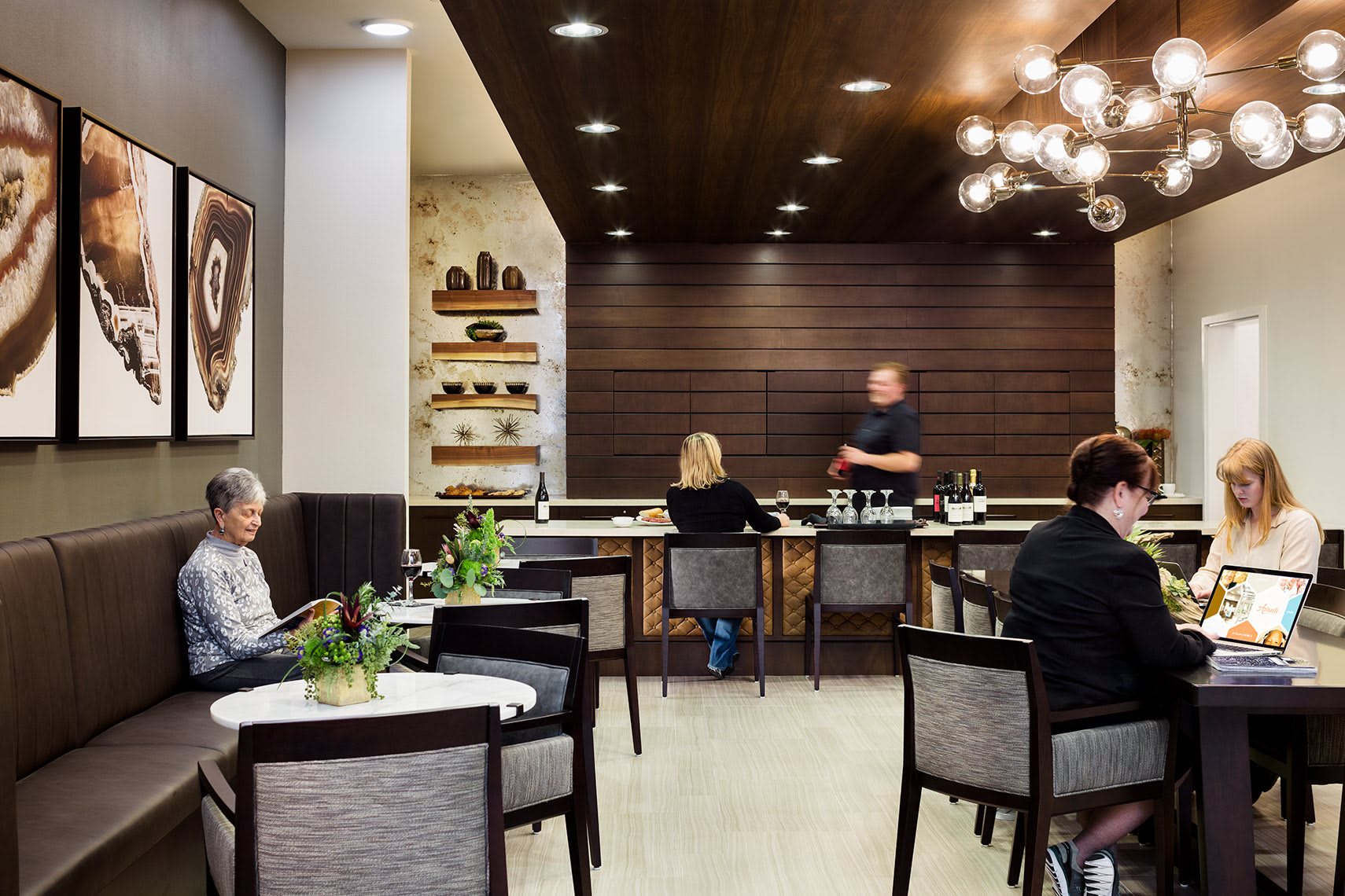 Avanti Senior Living at Flower Mound residents